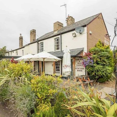 Cambridge 3 Bedroom Flat With Private Parking エクステリア 写真